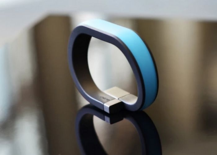 Everykey, un bracelet connecté pour en finir avec la galère des mots de passe