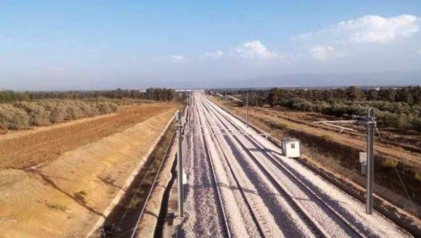 Bouteflika inaugure la ligne ferroviaire Zeralda-Birtouta et la nouvelle ville de Sidi Abdellah