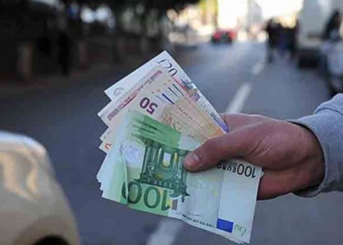  Record historique de l'Euro sur le marché parallèle du square Port Said