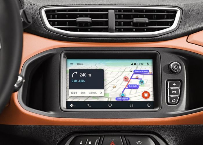 Le service GPS Waze s’invite à bord d’Android Auto