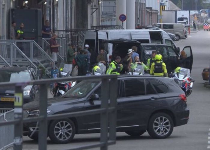 Découverte de bouteilles de gaz dans un bus aux plaques espagnoles : Un Concert annulé à Rotterdam 