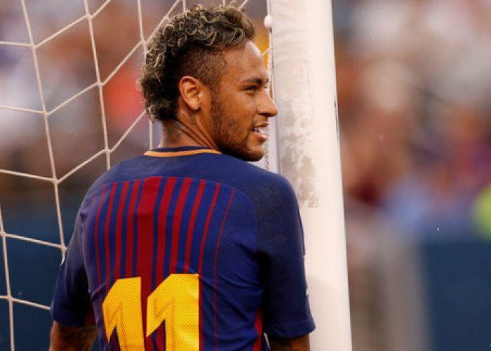 Neymar quitte le Barça et rejoint Paris SG : sous et dessous d’un départ impromptu