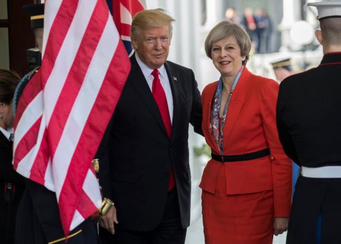  Downing Street : Trump a commis une erreur en retweetant une vidéo islamophobe du Britain First