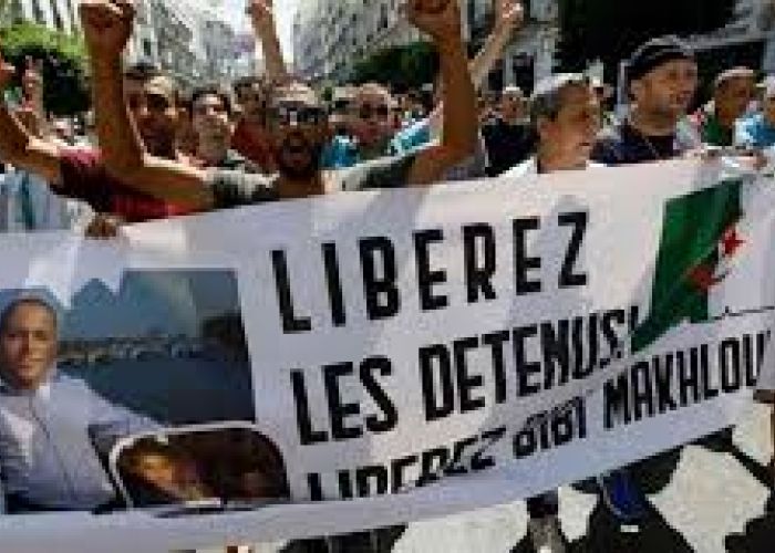 Hirak : Plusieurs détenus libérés dont le caricaturiste Nime et le journaliste-blogueur Abdelmonji Khelladi