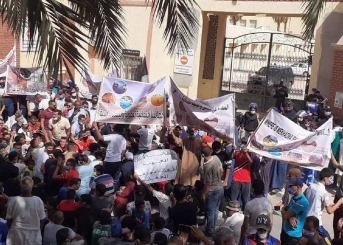 Des dizaines de personnes manifestent à Ouargla pour dénoncer "la Hogra" et « la marginalisation » des habitants du sud 