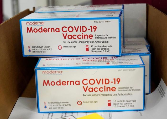 Coronavirus : L’UE autorise le vaccin de ''Pfizer-BioNTech'' ; ''Moderna'' fait son entrée aux USA