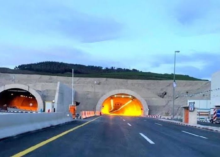 Tunnel de l’autoroute reliant Skikda à Constantine : Lancement, dimanche, des travaux de maintenance durant les heures du confinement sanitaire 