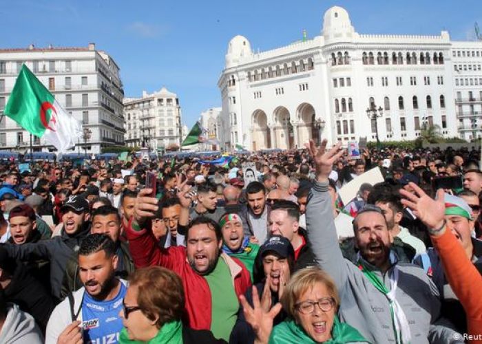 Ahmed Laraba/Constitution : Nous avons tenté de prendre en compte la réalité des revendications du Hirak (Vidéo)