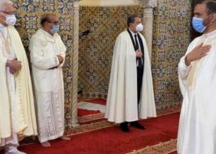  Le Premier ministre Djerad accomplit la prière de l'Aïd El-Fitr à la Grande mosquée d'Alger 