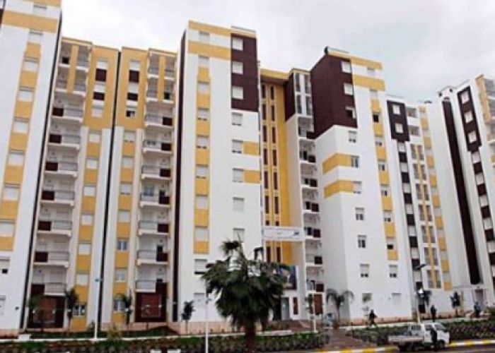 Habitat : Djerad procèdera lundi à la distribution de 5.000 logements à Alger