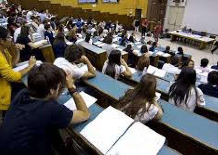 Université: la reprise des cours annoncée pour le 15 décembre 