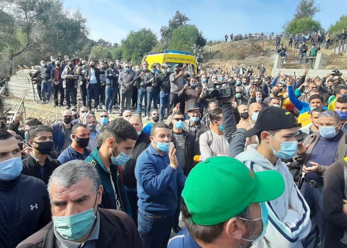 L'ancien président de la JSK, Mohand Chérif Hannachi inhumé en présence d'une foule nombreuse