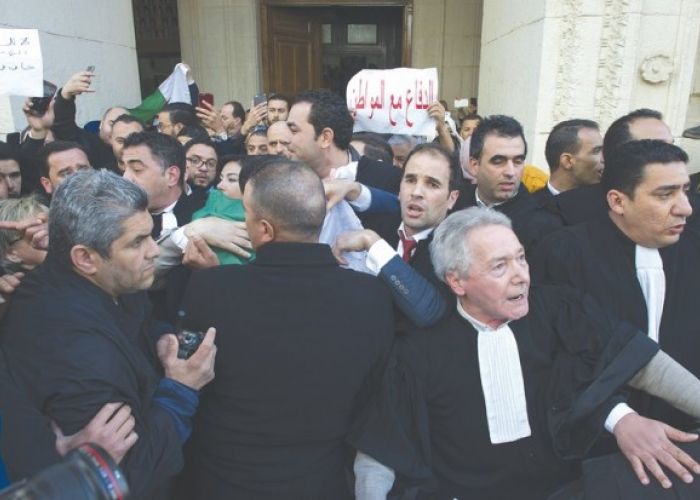 Les avocats du barreau d'Alger décident de boycotter les audiences pendant une semaine, à compter de dimanche