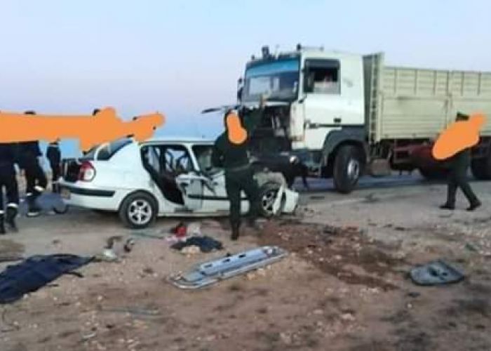 Collision entre un véhicule léger et un camion à El Kheither (El-Bayadh) : Cinq personnes tuées dont un nourrisson