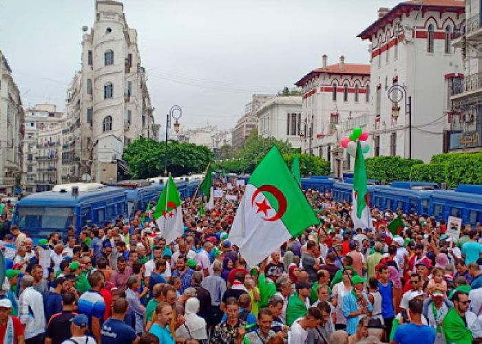 Anniversaire du Hirak : Tebboune décrète le 22 février journée nationale de"fraternité et de cohésion entre le peuple et son armée pour la démocratie"