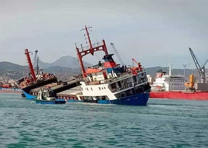  Port de Béjaïa : collision entre trois navires, un grutier blessé