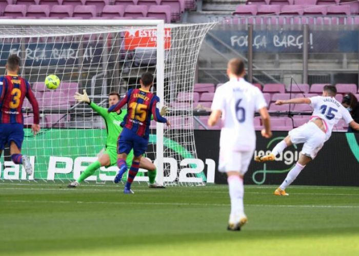  Clasico : le REAL se refait une santé sur le dos du Barça (1-3) ; le ‘’jeunisme ‘’ de Koeman montre ses limites