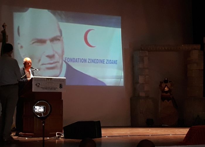 La fondation Zinédine Zidane fait don de 650 millions de centimes au profit de 13 villages à Tizi Ouzou 