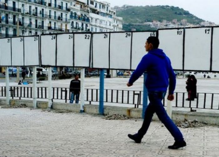 Campagne électorale : l’affichage à la traine dans la Capitale