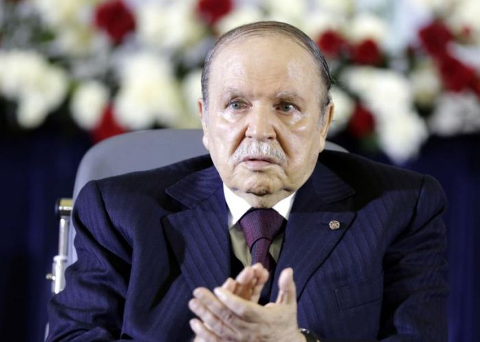 Le président Bouteflika accorde une grâce aux détenus ayant obtenu le BEM et le BAC en prison