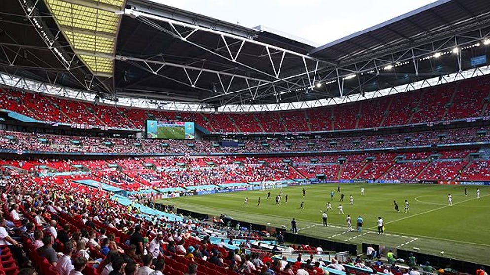 Le Royaume-Uni anticipe sur la fin de nocivité du coronavirus : la jauge augmentée à 40.000 spectateurs à Wembley, lors des demi-finale de l’Euro