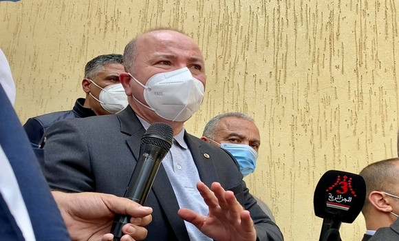 Covid-19 : Le premier ministre Benabderrahmane supervisera mercredi à Constantine le lancement de la fabrication du vaccin