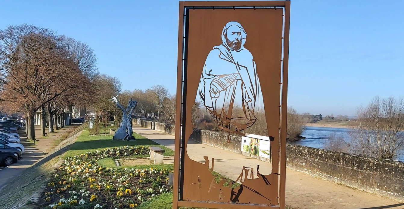 Sculpture de l'émir Abdelkader vandalisée à Amboise : Mohamed-Antar Daoud dénonce un acte d'une "bassesse inqualifiable"