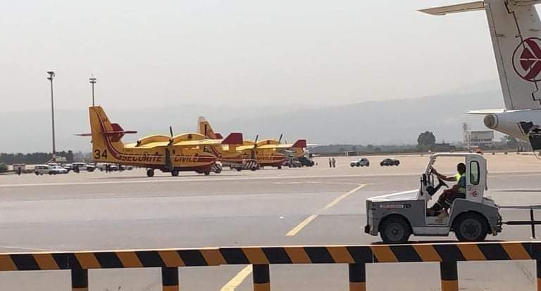 Feux de forêts : arrivée à Alger de deux canadairs de l'UE pour participer à l'opération d'extinction