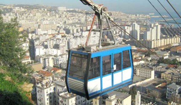 Alger: reprise du transport par téléphérique