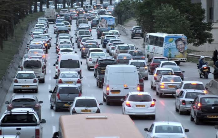 Incivisme : Un cortège nuptial bloque la rocade ouest d'Alger, les mis en cause devant la justice